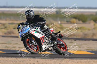 media/Nov-06-2023-Moto Forza (Mon) [[ce023d0744]]/3-Intermediate Group/Session 5 (Turn 4)/